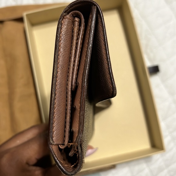 AUTHENTIC VINTAGE LV WALLET - Picture 11 of 12